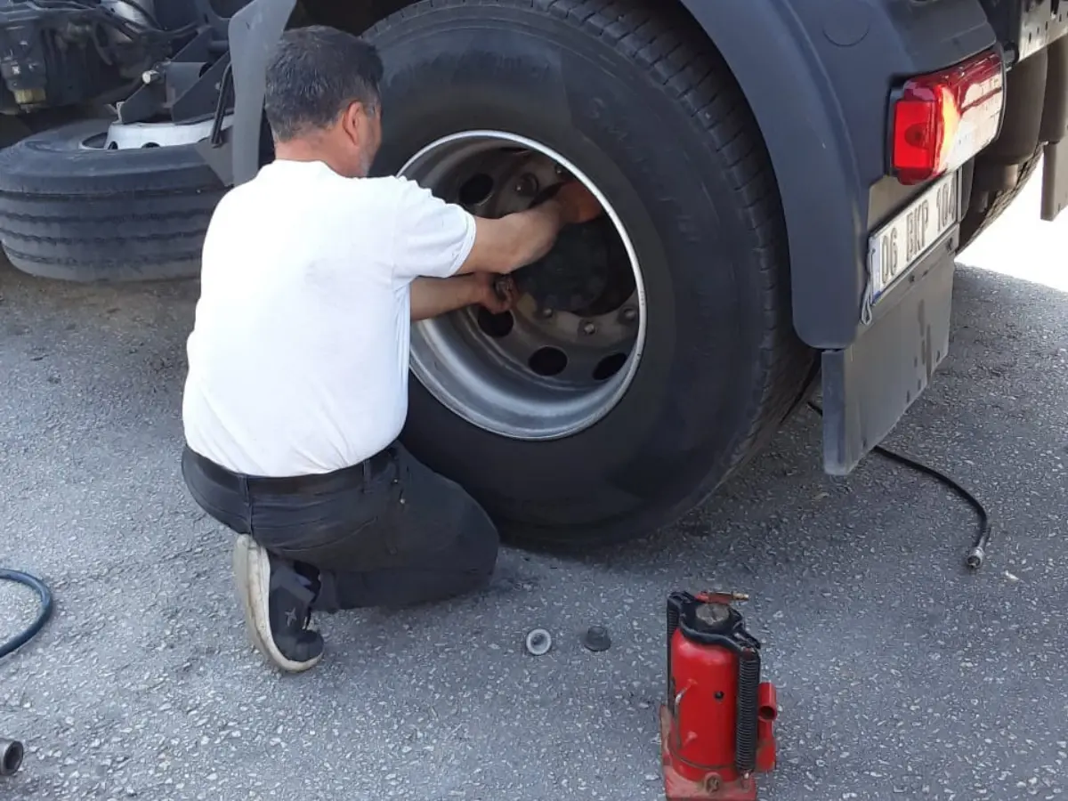 Beşiri Oto Lastikçi